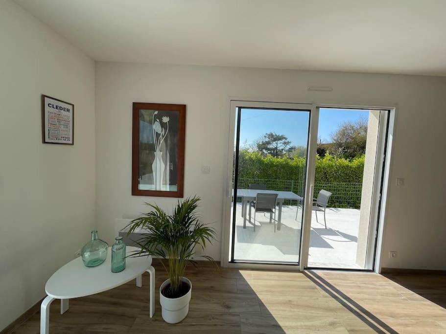 La Grenouillere Villa Cleder ภายนอก รูปภาพ